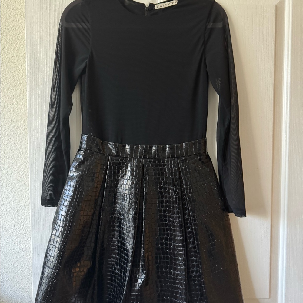 Alice + Olivia Black Textured Midi Dress